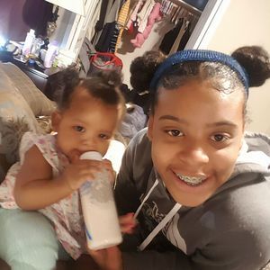 Meet your Posher, Shareca